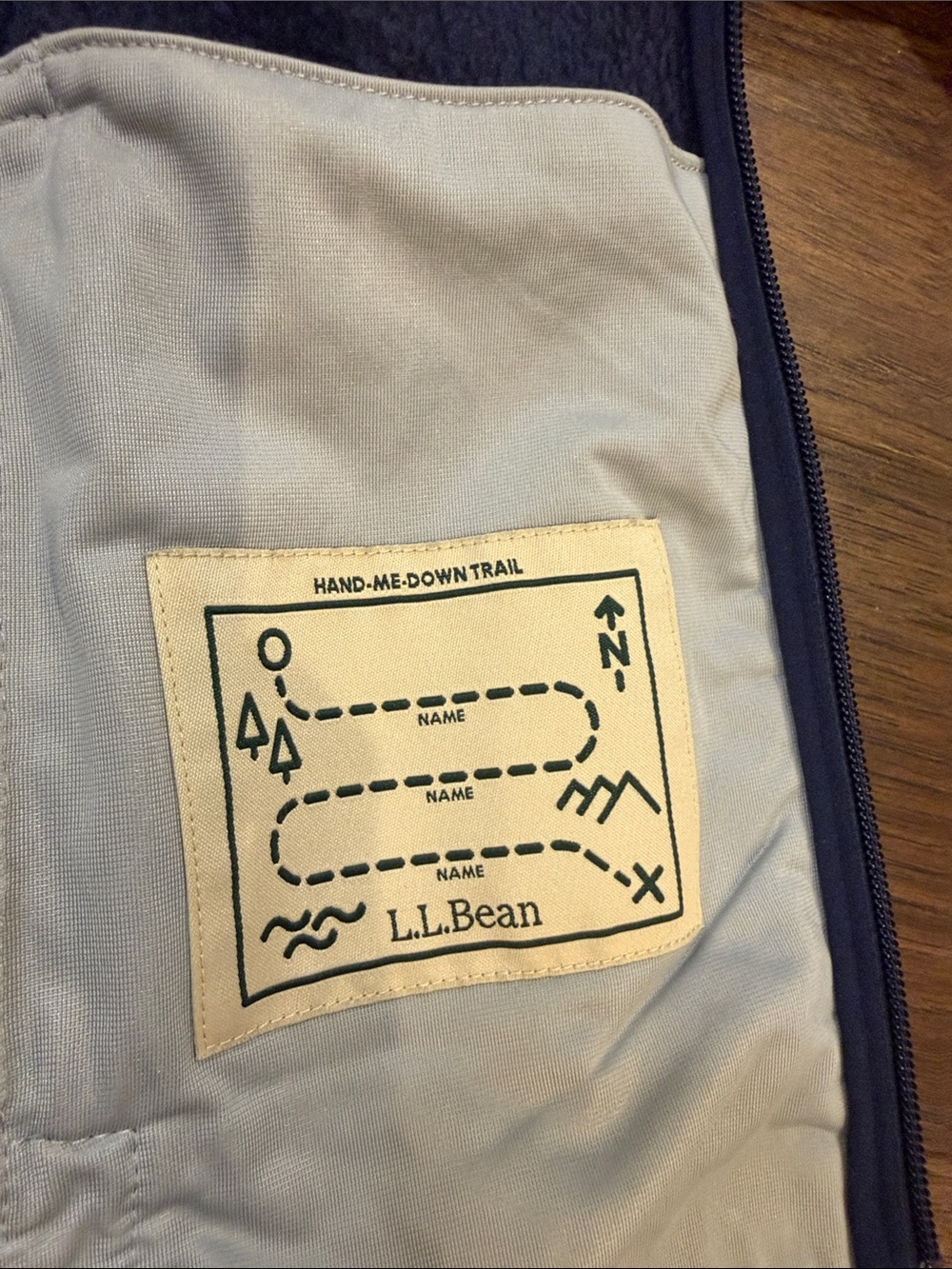 L.L. Bean Kids Sweater Fleece, Hooded Size Large 6/7 - C13-058 - Picture 4 of 6